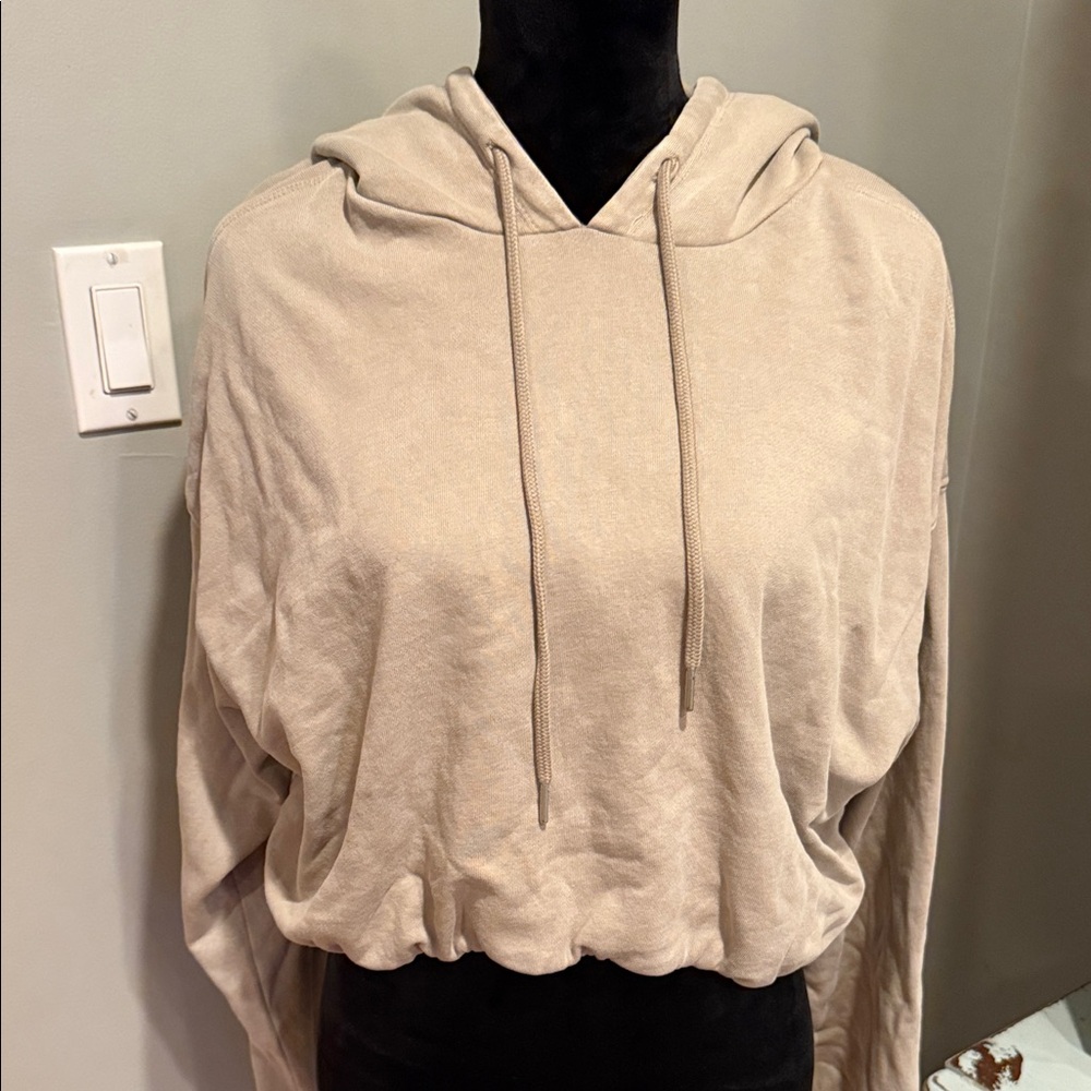 Garage tan cropped Hoodie Sweatshirt